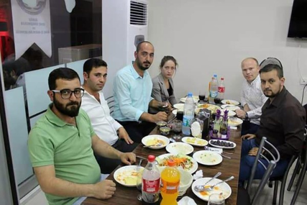 GENÇ İŞADAMLARI İFTARDA BULUŞTU