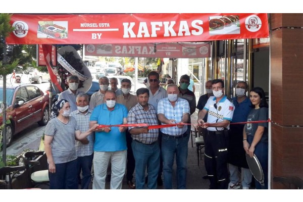 KAFKAS ÇİĞKÖFTE, BİLGİN ÇAY OCAĞI’NDA