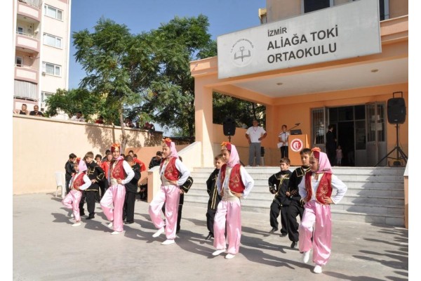 YENİ EĞİTİM-ÖĞRETİM YILINA COŞKULU BAŞLANGIÇ