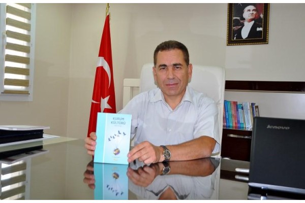 KAYMAKAM DR. YILMAZ, “KURUM KÜLTÜRÜ”NÜ YAZDI