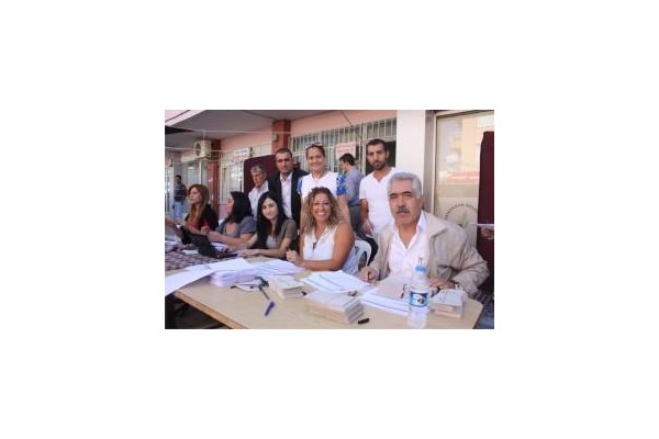 YENİŞAKRAN’DA  SANDIKLAR KURULDU