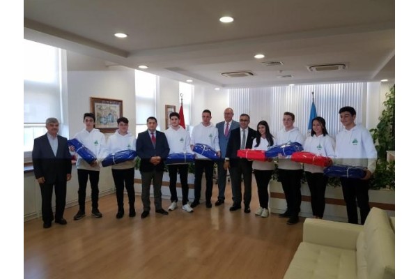 FOTON EKİBİNDEN BÜYÜK BAŞARI