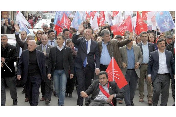 CHP ALİAĞA, 'İKTİDARA YÜRÜYÜŞ' MİTİNGİNE HAZIRLANIYOR