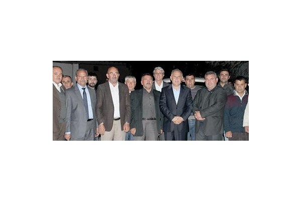 ŞEHİT KEMAL MAHALLESİNDEN YORULMAZ'A DESTEK