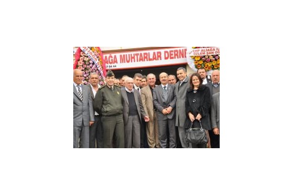 ALİAĞA’DA MUHTARLARIN ÖRGÜTLENMESİNE BELEDİYE DESTEĞİ