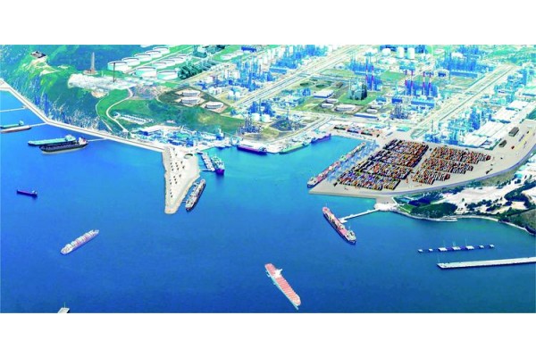 “BÖLGE'NİN EN BÜYÜK ENTEGRE LİMANI”