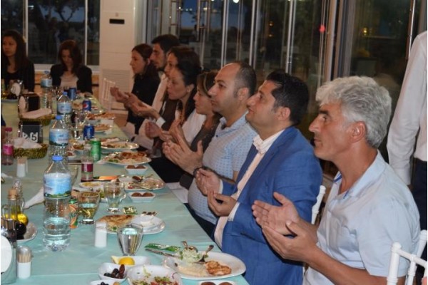 MİLLİ EĞİTİMDEN İFTAR YEMEĞİ