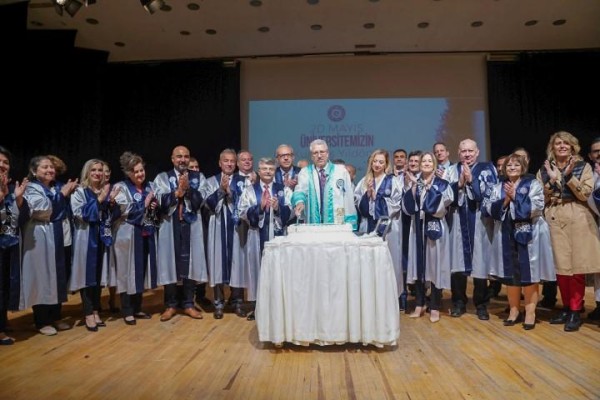 EGE ÜNİVERSİTESİ 67 YAŞINDA