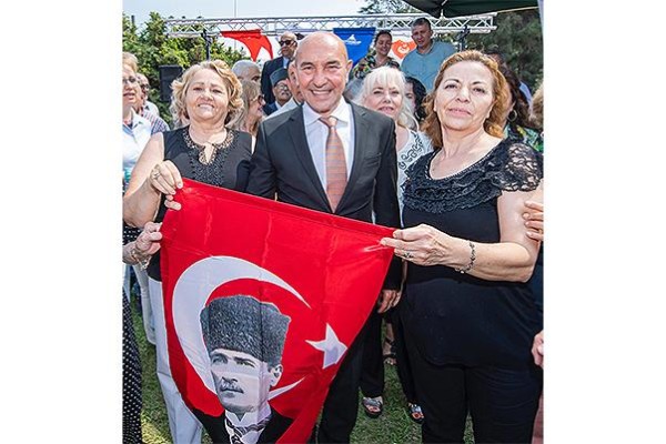 Soyer: “Bakanlık işine baksın”