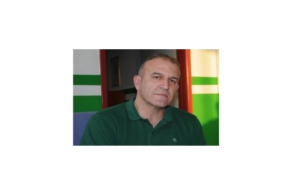 Aliağa Petkim  Pertev'le  Yollarını Ayırdı