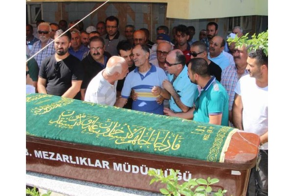 BALKONDAN DÜŞÜP YAŞAMINI YİTİRDİ