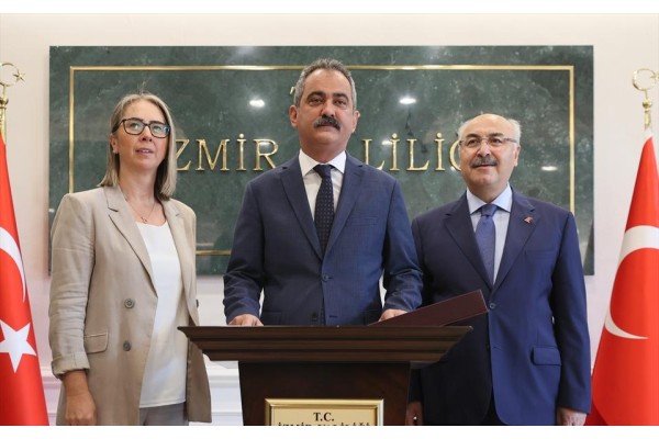 İzmir’e 122 yeni okul