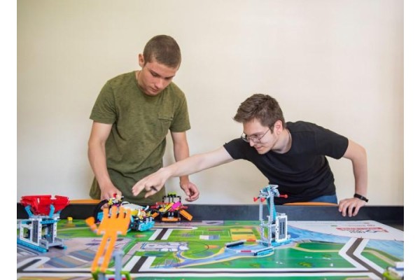 Gençlere yapay zekâ eğitimi