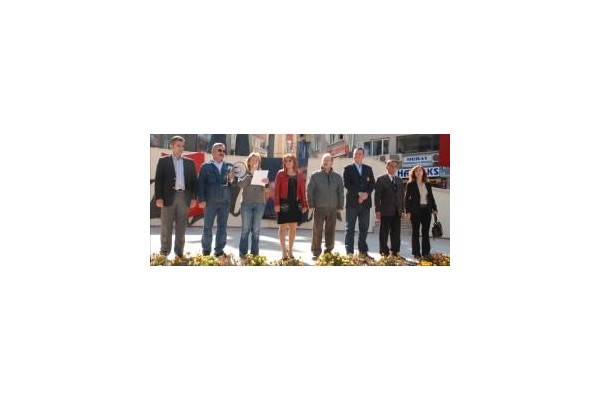 ALİAĞA TERÖRÜ LANETLEDİ