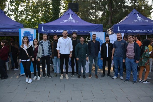 Genç İzmir, kente yayılıyor