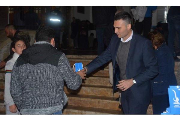 24 CAMİDE KANDİL PAKETİ DAĞITILDI