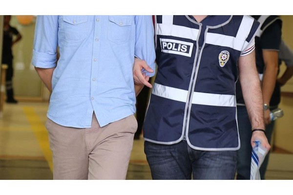 Dolandırıcılık operasyonunda 5 kişi tutuklandı