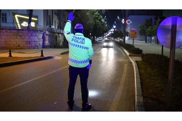 18 GÜNDE 9 BİN 47 KİŞİYE CEZA