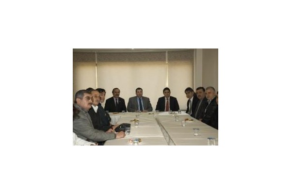 Ad değiştirmedik,  aynı geldik, aynı gidiyoruz