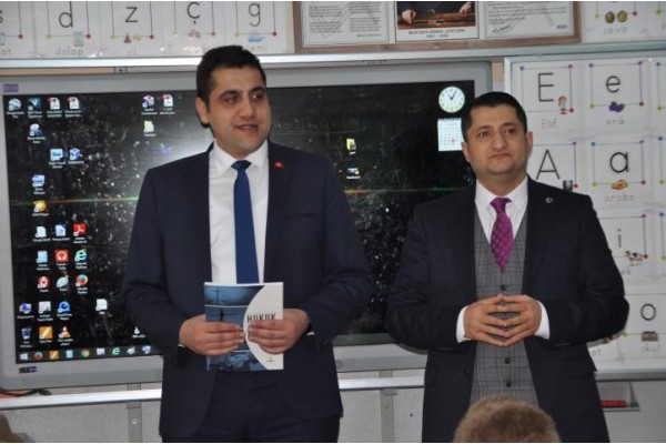 FATİH ORTAOKULU’NDA ‘HUKUK VE ADALET’ DERSİ