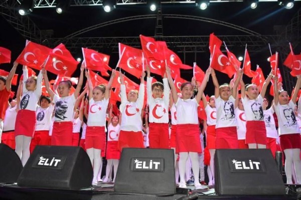 23 NİSAN COŞKUYLA KUTLANACAK