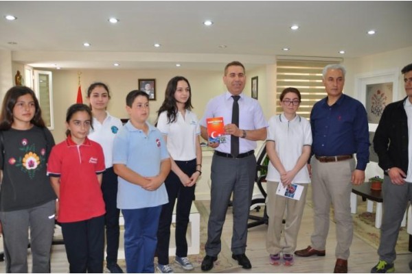 ÖĞRENCİLERİN ÇALIŞMALARI KİTAPLAŞTIRILDI