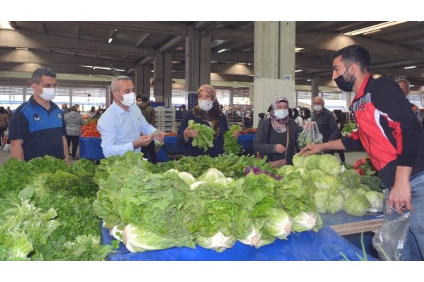 PAZAR, KOVİD-19 ÖNLEMLERİYLE KURULDU