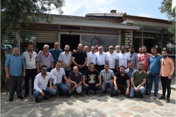 BERBERLER KAHVALTIDA BULUŞTU