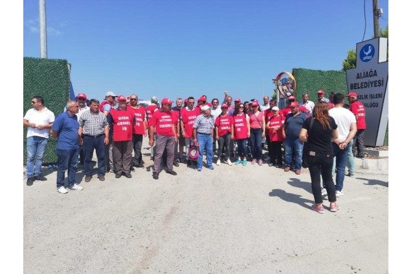 TEMİZLİK BİRİMİNDEN İŞÇİLERE DESTEK