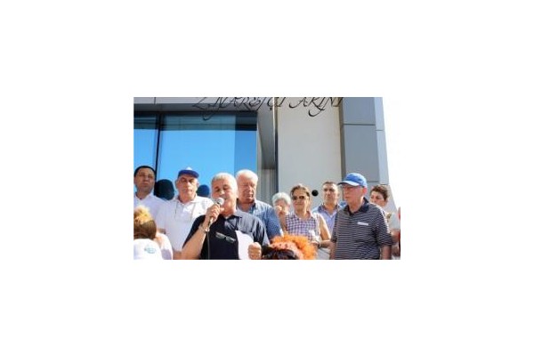 EYLEMİN 4. GÜNÜNDE PETKİM ZİYARETÇİ AKININA UĞRADI