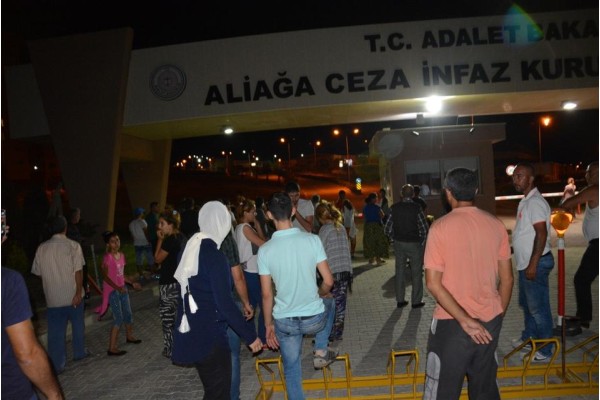 ŞAKRAN CEZAEVİ’NDE TAHLİYELER BAŞLADI