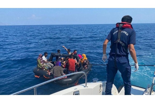 7 ayda 11 bin 111 düzensiz göçmen kurtarıldı