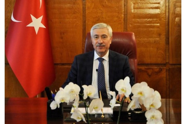 Eski rektör Hoşcoşkun'a 15 yıl hapis istemi