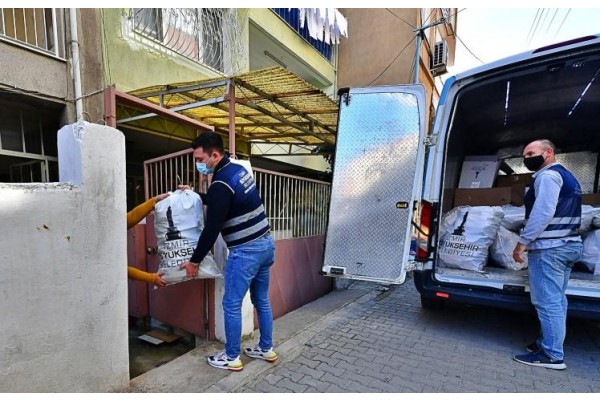 KARA KIŞA KARŞI DAYANIŞMA ARACI YOLA ÇIKTI