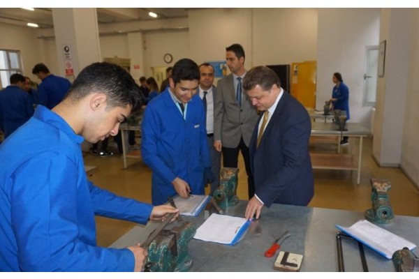 KAYMAKAM GÜNAY OKUL ZİYARETLERİNDE