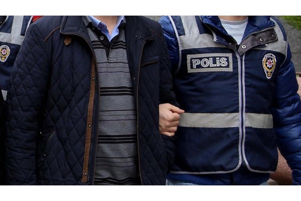 ALİAĞA’DAN 30 POLİS GÖZALTINDA