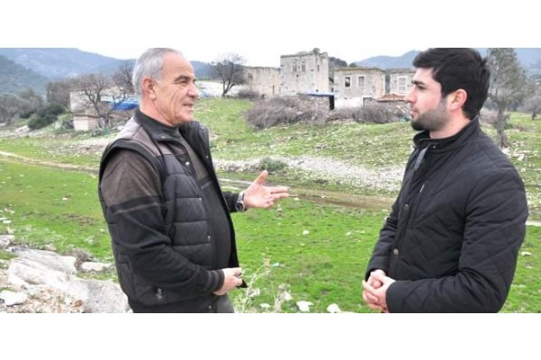 FOÇA'DA BİR TARİH YOK OLUYOR...