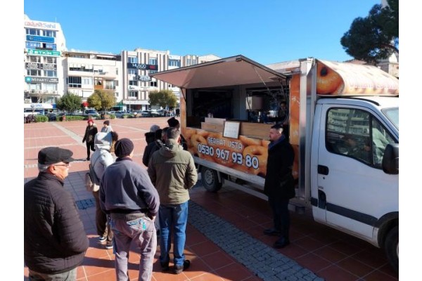 Esnaftan şehitler için lokma hayrı