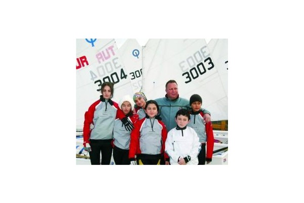 İlk yelkenciler ilk yarışlarına katıldı