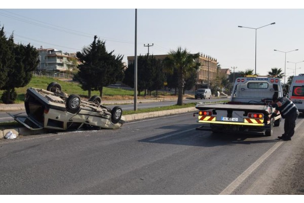 ARACIN DENGE KOLU KOPTU: 3 YARALI
