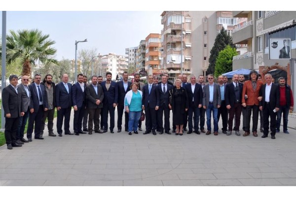 SEDAT SARI: “FOSİLLEŞMENİN ÖNÜNE GEÇECEĞİZ”