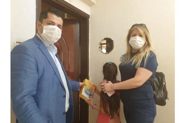 İHTİYACI OLAN ÖĞRENCİLERE TABLET DESTEĞİ