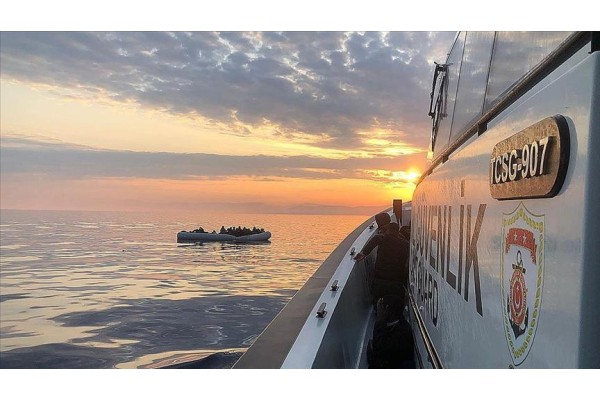 29 DÜZENSİZ GÖÇMEN YAKALANDI