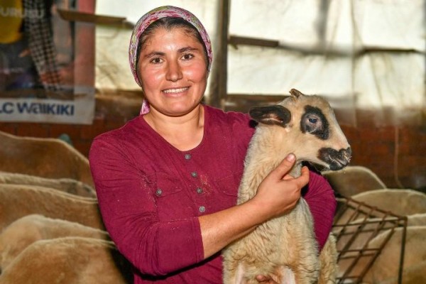 KADIN ÜRETİCİNİN BAŞARI ÖYKÜSÜ