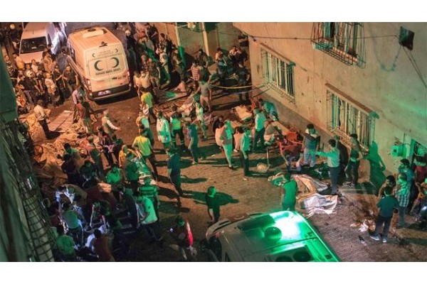 SİYASİLER GAZİANTEP SALDIRISINI KINADI