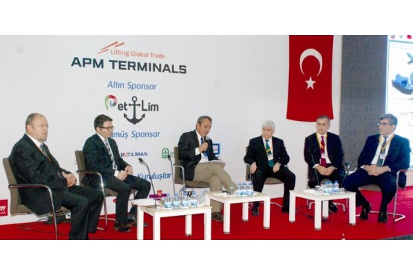 TÜRK İHRACATI MAL TESLİMİ İÇİN YOL ARIYOR