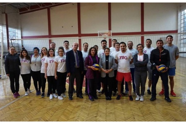 TURNUVANIN ŞAMPİYONU FEN BİLİMLERİ