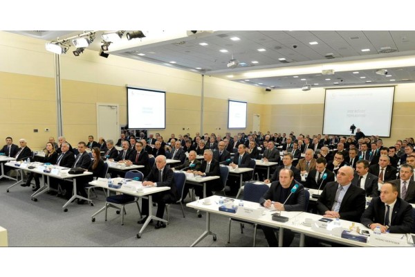 SORUNLARI HİSARCIKLIOĞLU’NA AKTARDI