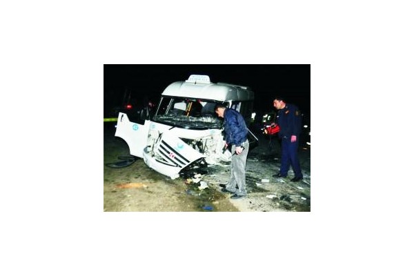 Kafa kafaya çarpıştılar: 1 ölü