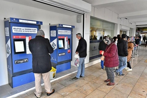 İZMİRİM KART HİZMETLERİNE ULAŞMAK KOLAYLAŞIYOR